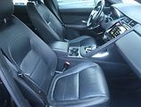 Jaguar E-Pace (2021) P300e AWD, 4X4, Automat - náhled 9