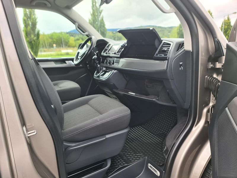 Volkswagen Transporter (2016) MULTIVAN 2.0TDi 110-KW OLOMOUC - fotka 35 z 103