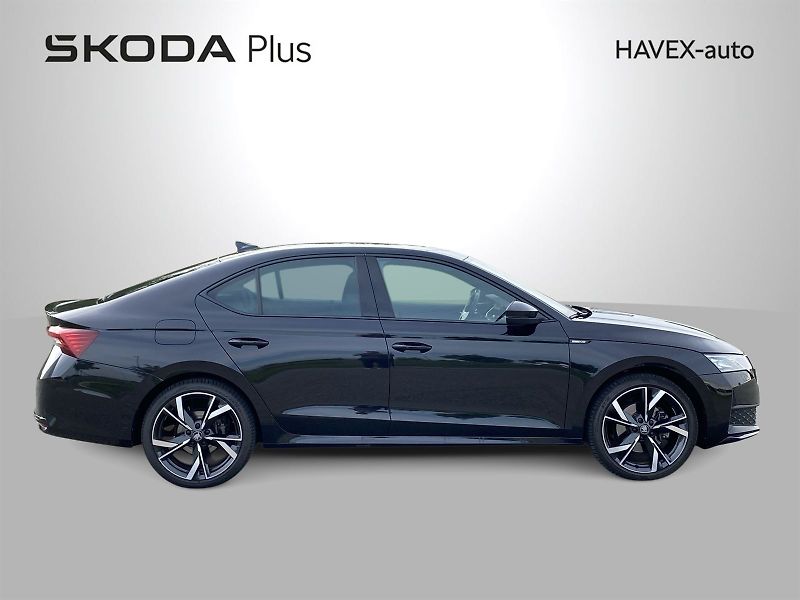 Škoda Octavia (2025) 2.0 TSI 4x4 DSG SportLine - fotka 35 z 37