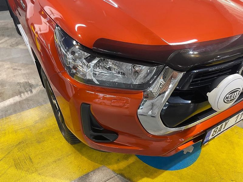 Toyota Hilux (2021) NEBOURANÉ / 1.MAJITEL 2,4 AUT - fotka 4 z 12