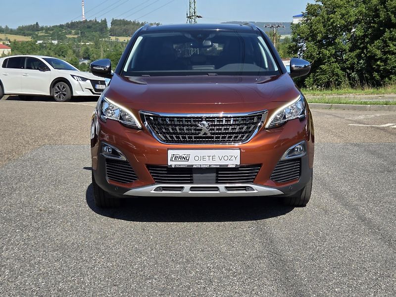 Peugeot 3008 (2017) 1.2 PT 130 ALLURE EAT6 Tažné - fotka 8 z 30