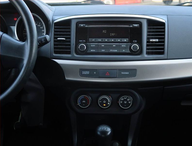 Mitsubishi Lancer (2014) 1.6 MIVEC, ČR,1.maj - fotka 12 z 14