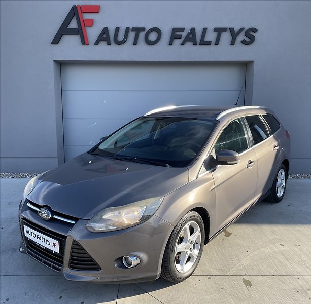 Ford Focus 1,6 TDCi 85KW AUT.KLIMA - fotka 7 z 23