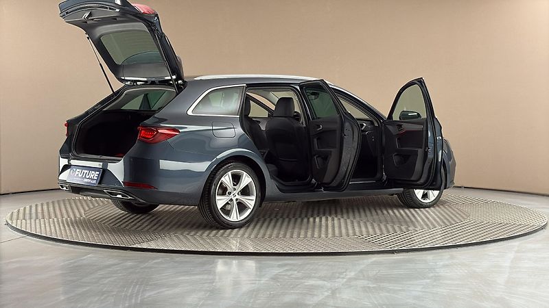 Seat Leon 2.0 TDI DSG FR Sportstourer - fotka 6 z 25