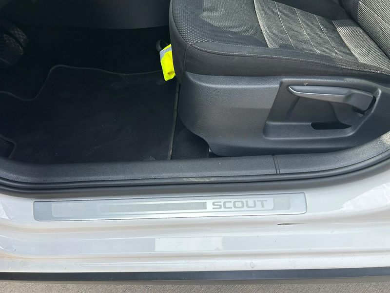 Škoda Octavia (2016) Octavia Scout 2.0TDI, DSG, 4x4 - fotka 25 z 33