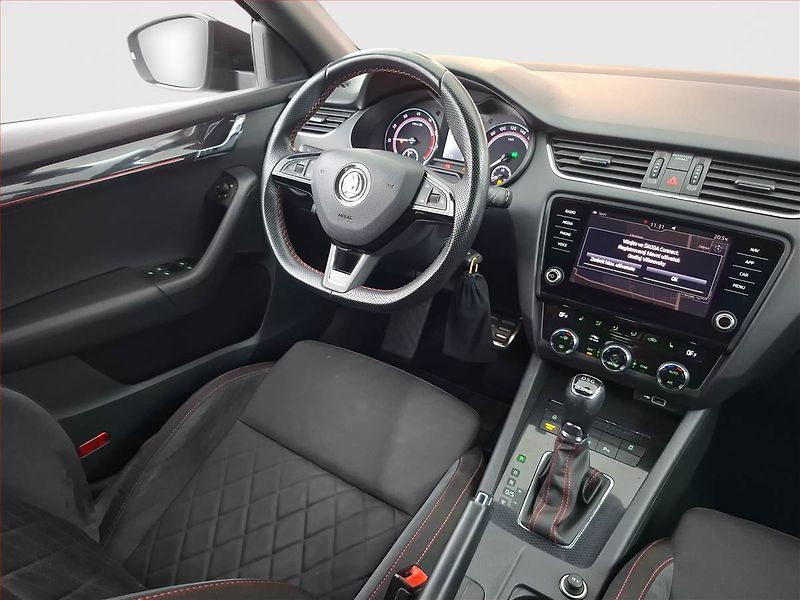 Škoda Octavia (2019) RS 2.0 TSI - fotka 7 z 22
