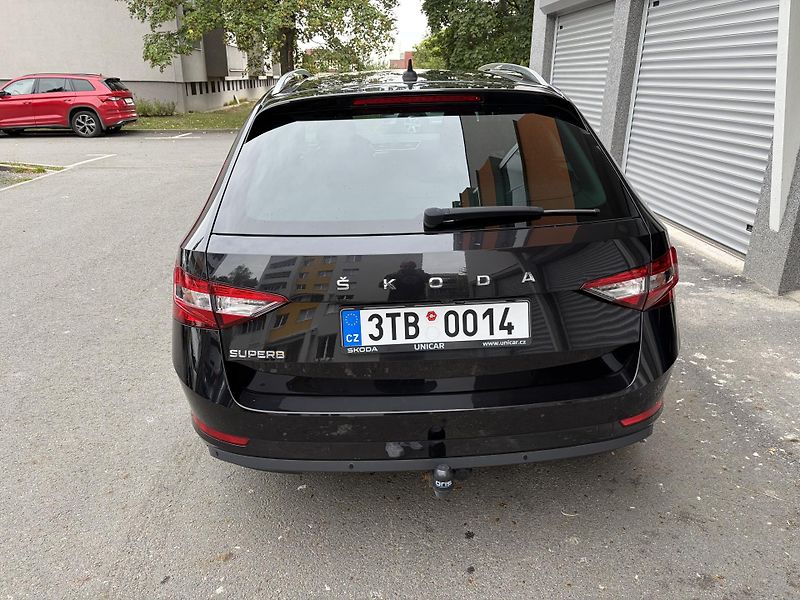 Škoda Superb (2020) Style 2.0 TDI DSG - fotka 2 z 28
