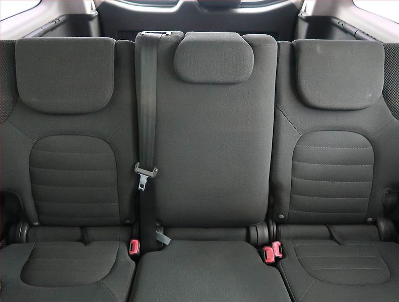 Nissan Pathfinder (2006) 2.5 dCi , 4X4 - fotka 10 z 18