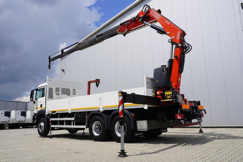 MAN TGS (2019) 26.420 6×4 / Fassi F215A.2.24  - fotka 6 z 25