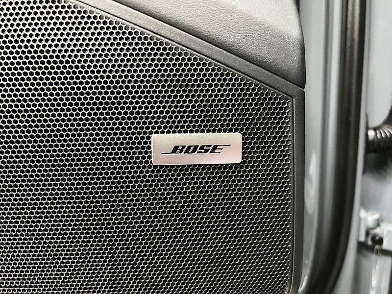 Porsche Cayenne S V8 AWD SPORT DESIGN, VZDUCH - fotka 32 z 39