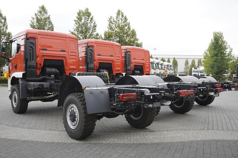 MAN TGM (2026) 18.250 4x4 / chassis 520 cm - fotka 2 z 24