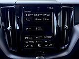 Volvo XC60 B4 AWD INSCRIP. // nezáv. top. - náhled 34