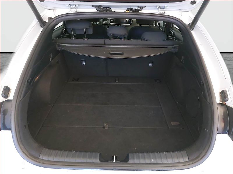 Kia Pro_Ceed (2019) GT-Line 1.4 T-GDI, Serv.kniha - fotka 12 z 20