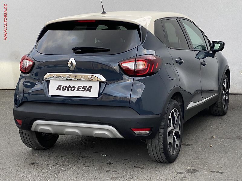 Renault Captur (2019) 1.3TCe, Intense - fotka 4 z 18