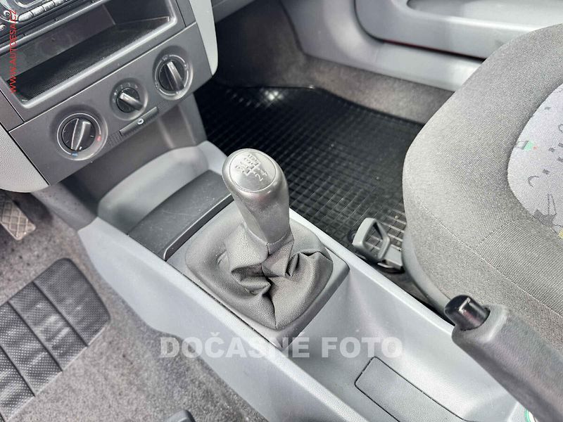 Škoda Fabia (2003) 1.2i, ČR, TZ - fotka 14 z 15