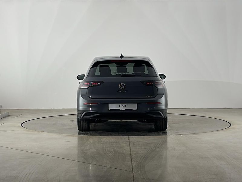 Volkswagen Golf (2025) Hatchback - fotka 17 z 28