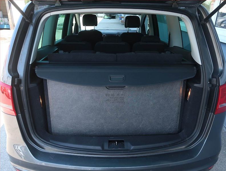 Volkswagen Sharan (2014) 2.0 TDI, Automat, Serv.kniha - fotka 14 z 15