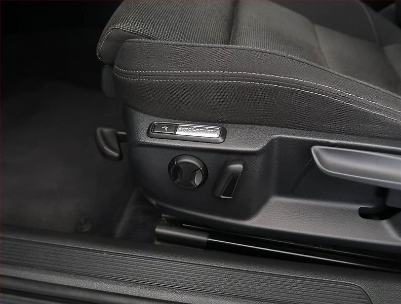 Volkswagen Passat (2018) 2.0 TDI, 4X4, Automat - fotka 18 z 20