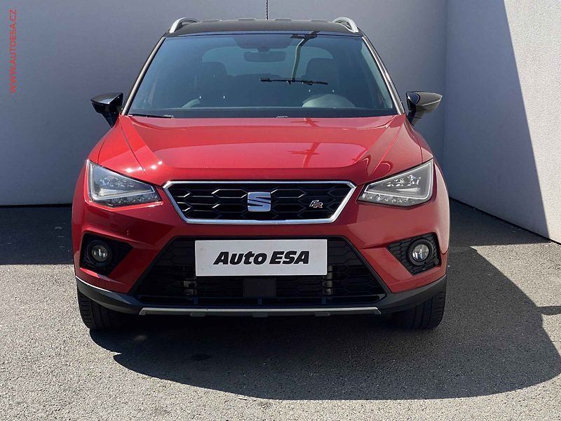 Seat Arona (2019) 1.0 TGi, FR, LED, kamera - fotka 2 z 17