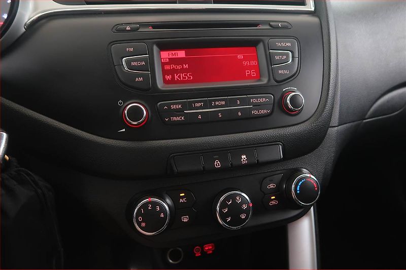 Kia Ceed (2016) 1.6 CRDi - fotka 12 z 15