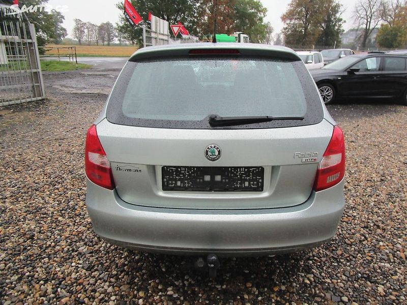 Škoda Fabia 1,2 - 51KW - NOVÁ STK+OLEJ - fotka 7 z 21