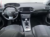 Peugeot 308 (2019) 1.5 HDi, Allure, navi - náhled 8