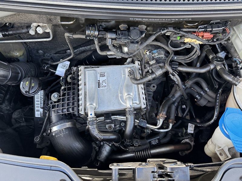 Volkswagen Transporter (2019) 2.0TDi Klima 5Míst Bluetooth - fotka 34 z 49
