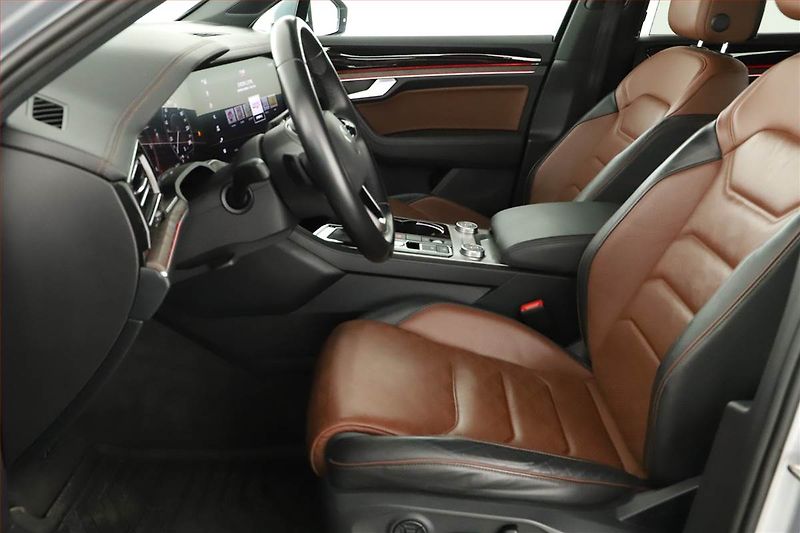 Volkswagen Touareg (2020) 3.0 TDI - fotka 7 z 21