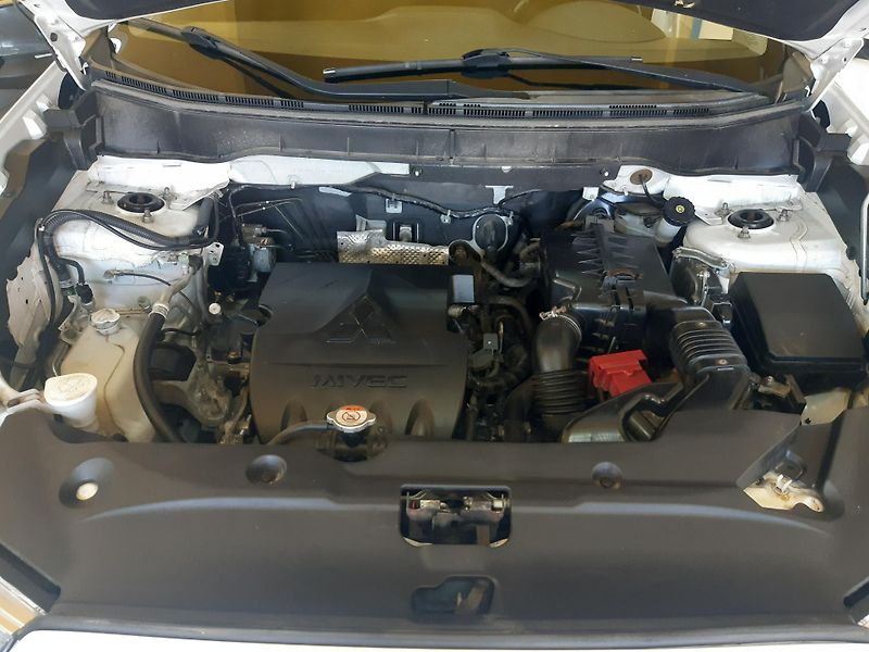 Mitsubishi ASX 1.6 16V KLIMA TEMPOMAT - fotka 21 z 22
