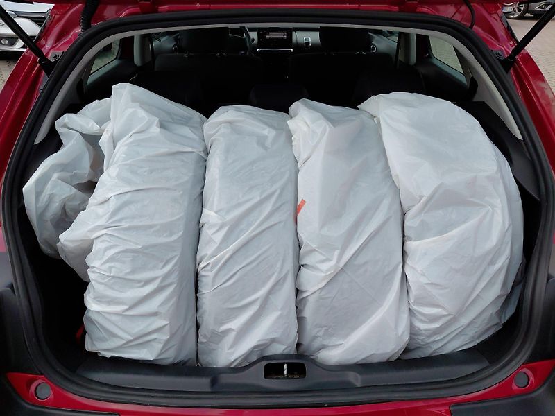Citroën C4 Cactus (2017) 1,2 PT 60 kW Feel Edition - fotka 11 z 24