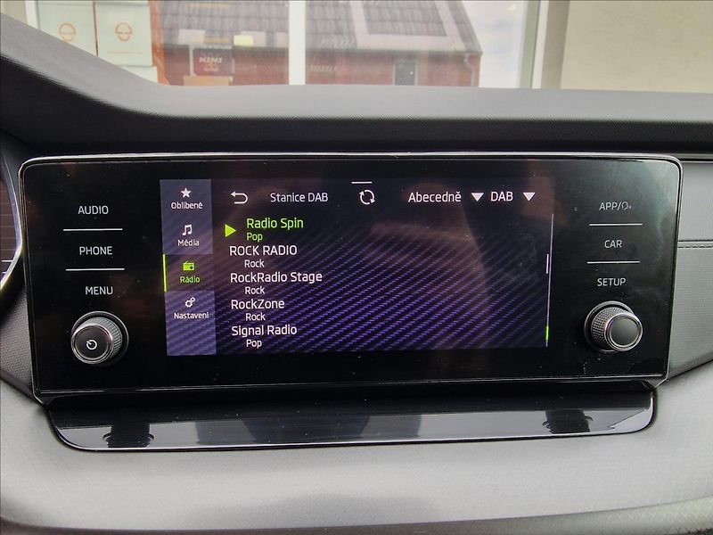 Škoda Octavia 2.0 TDI, původ ČR, 1.Majitel - fotka 32 z 50
