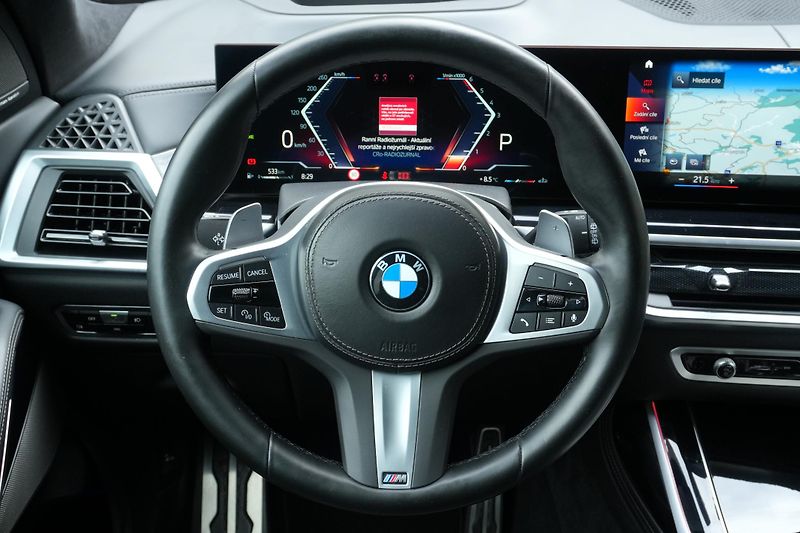 BMW X7 40d xDrive, Masáže, Skylounge - fotka 11 z 47