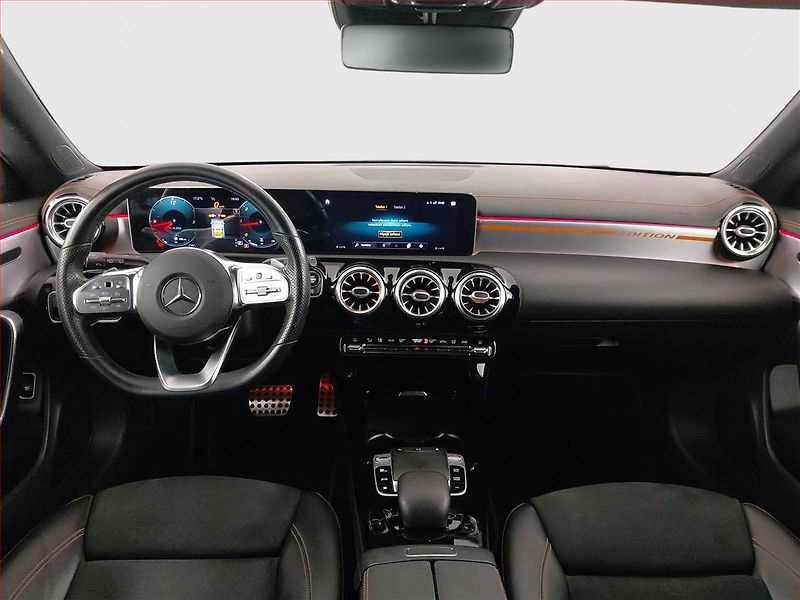 Mercedes-Benz CLA (2019) AMG Paket 200 d - fotka 8 z 19