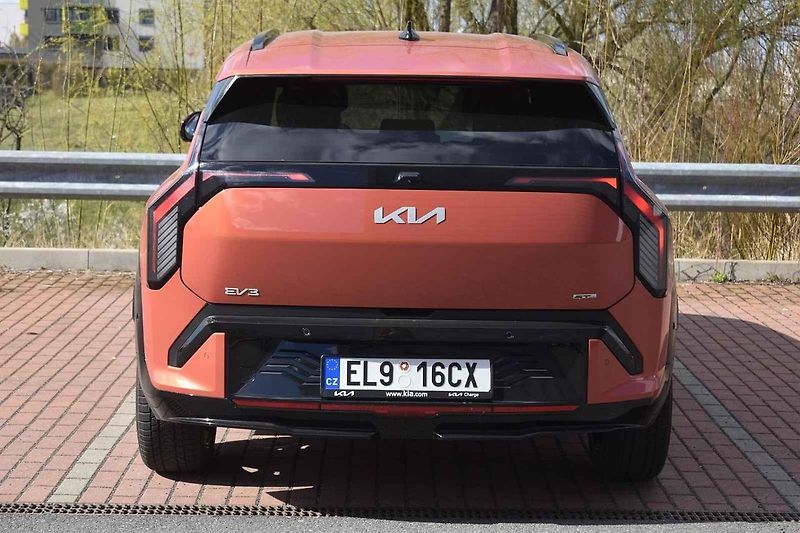 Kia EV3 je elektromobil, který se povedl a zaslouženě sbírá ocenění.