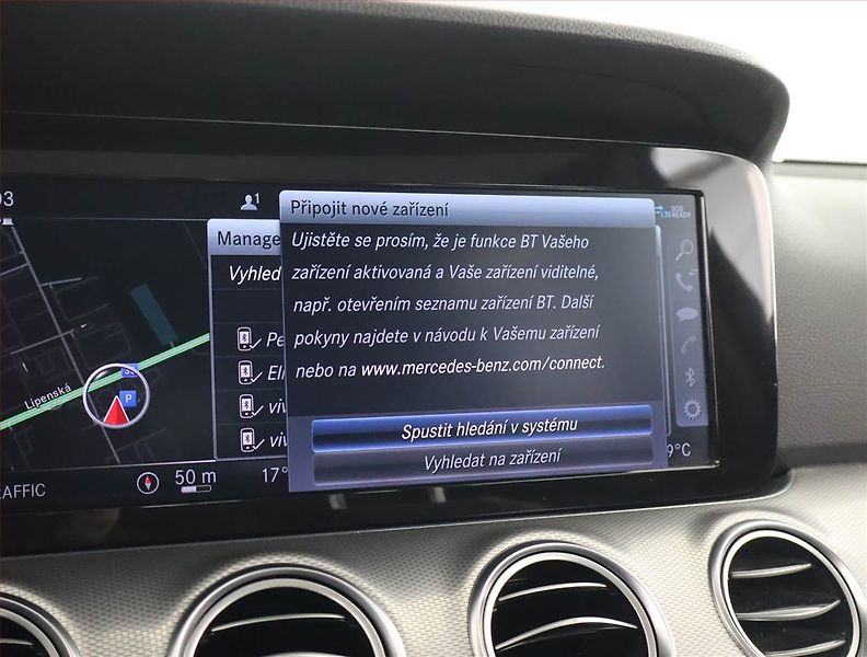 Mercedes-Benz Třídy E (2019) E 220 d - fotka 23 z 26