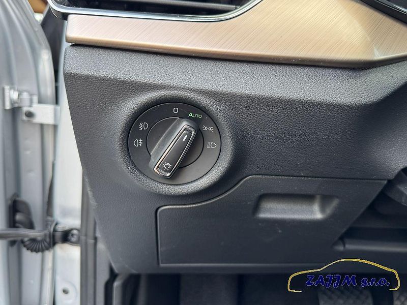 Škoda Scala Style 1.5TSi 110kw DSG - fotka 17 z 41