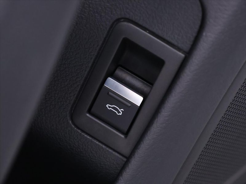 Audi A7 3,0 TDI  Quattro S-Line CZ DPH - fotka 16 z 36