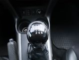 Toyota RAV4 (2011) 2.2 D-4D, 4X4, Tempomat - náhled 13