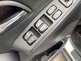 Hyundai ix35 (2010) 2.0 i 4WD, ČR, AC, TZ, park - náhled 13
