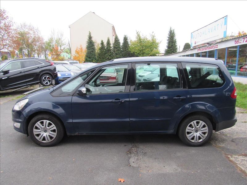 Ford Galaxy 2,0 i Comfort 107KW 7 Míst - fotka 7 z 27