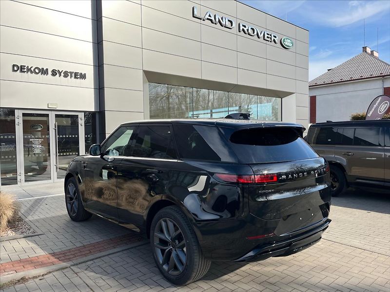 Land Rover Range Rover Sport (2026) 3,0 Dynamic SE D300 AWD - fotka 5 z 17