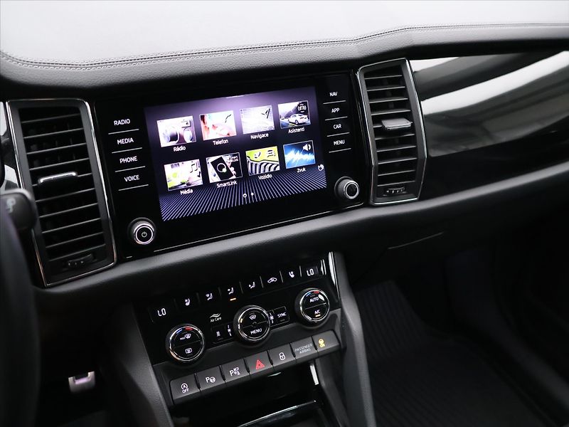 Škoda Kodiaq 2,0 TDI 4x4 DSG CZ L&K DPH - fotka 21 z 33
