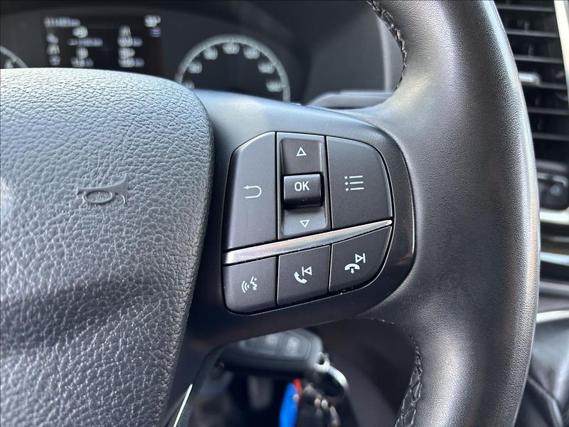 Ford Tourneo Custom 2,0 EcoBlue 110kW L2 Titanium - fotka 30 z 41