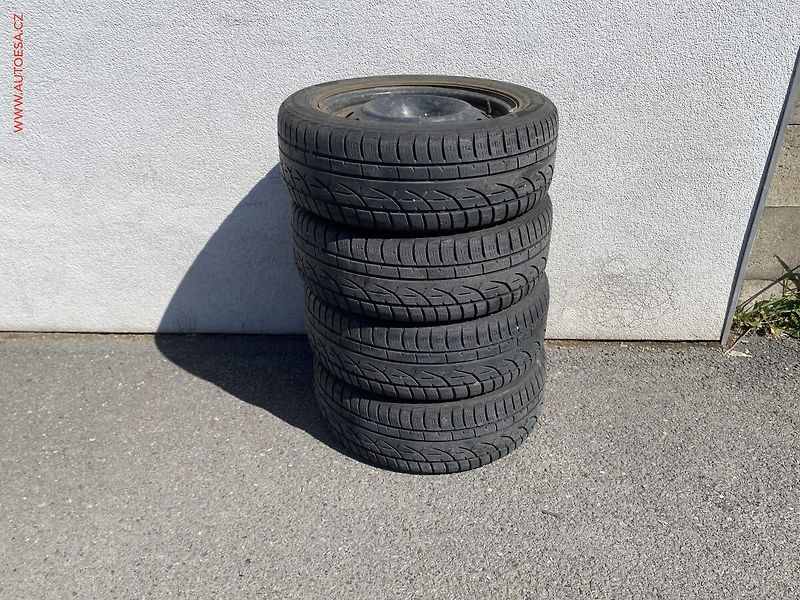 Fiat 500L (2013) 0.9i, servis.kniha, AC - fotka 16 z 16