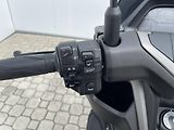 Yamaha (2026) NMAX 125 Tech Max EU5+ - náhled 9