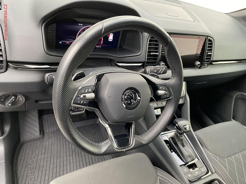 Škoda Karoq (2023) 1.5TSi, 2.maj,ČR, SportLine - fotka 12 z 19