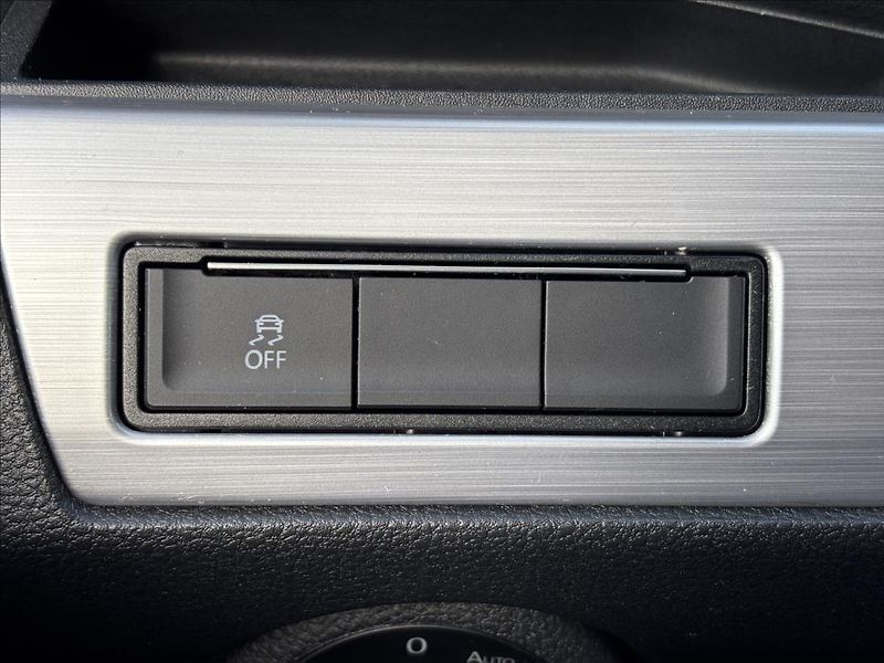 Volkswagen Multivan 2,0 TDI Comfortline 4x4 AUT - fotka 47 z 49