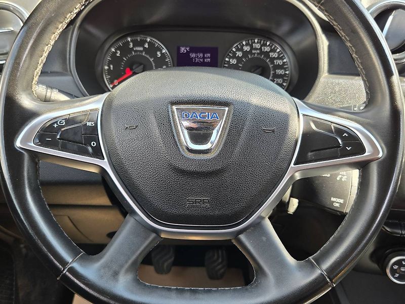 Dacia Duster (2021) 1.5 DCI 4x4 - fotka 14 z 33