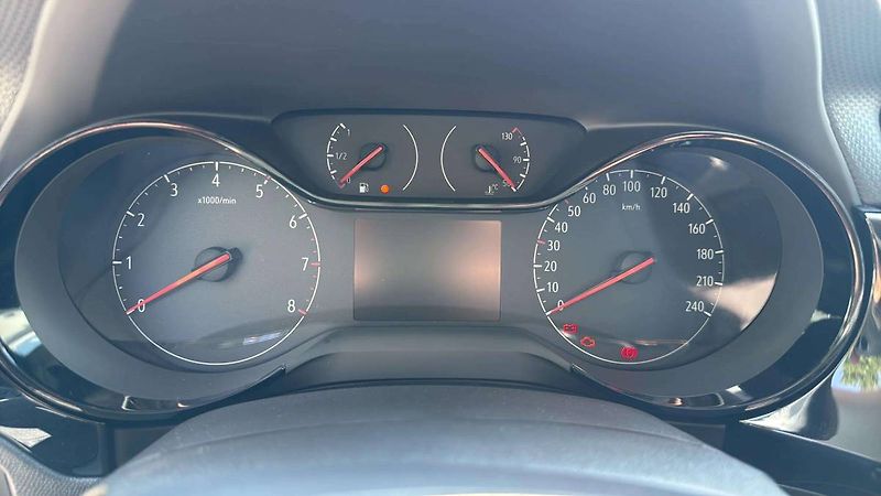 Opel Corsa (2026) Edition 1.2 TURBO (74kW/100k) - fotka 18 z 24