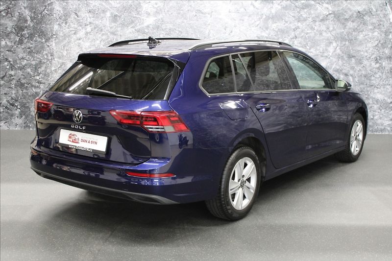 Volkswagen Golf 1,5 TSI EVO 96KW M6 1.MAJ. CZ - fotka 4 z 34